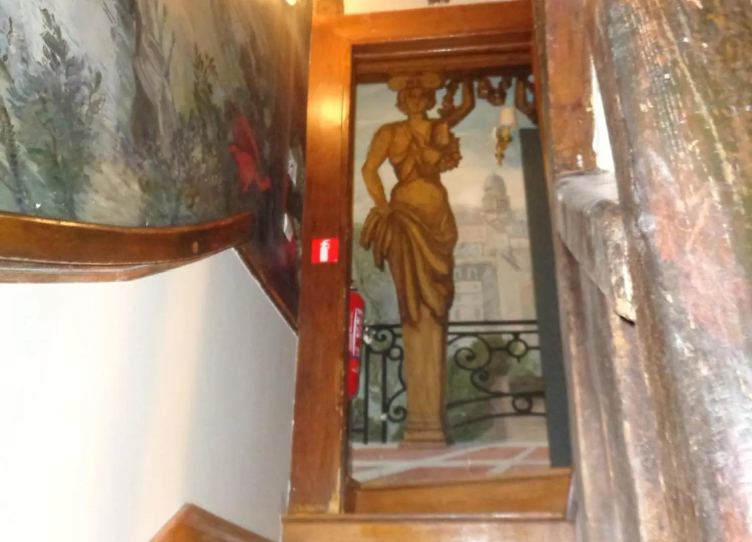 Les Degrés De Notre Dame Hotel