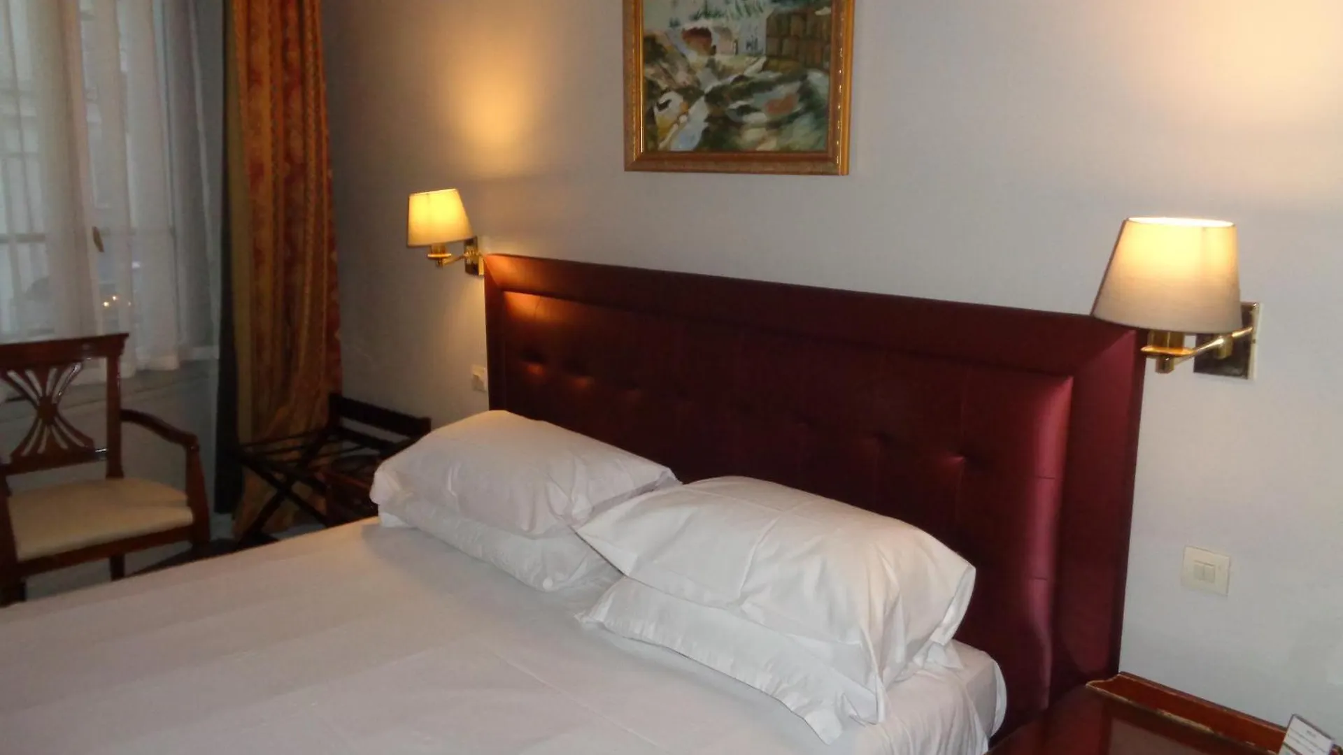 Hotel Les Degrés De Notre Dame