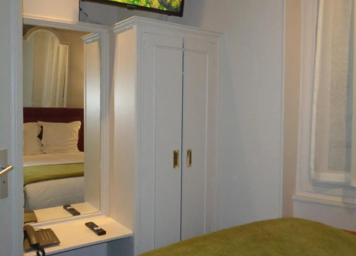 Les Degres De Notre Dame Hotel