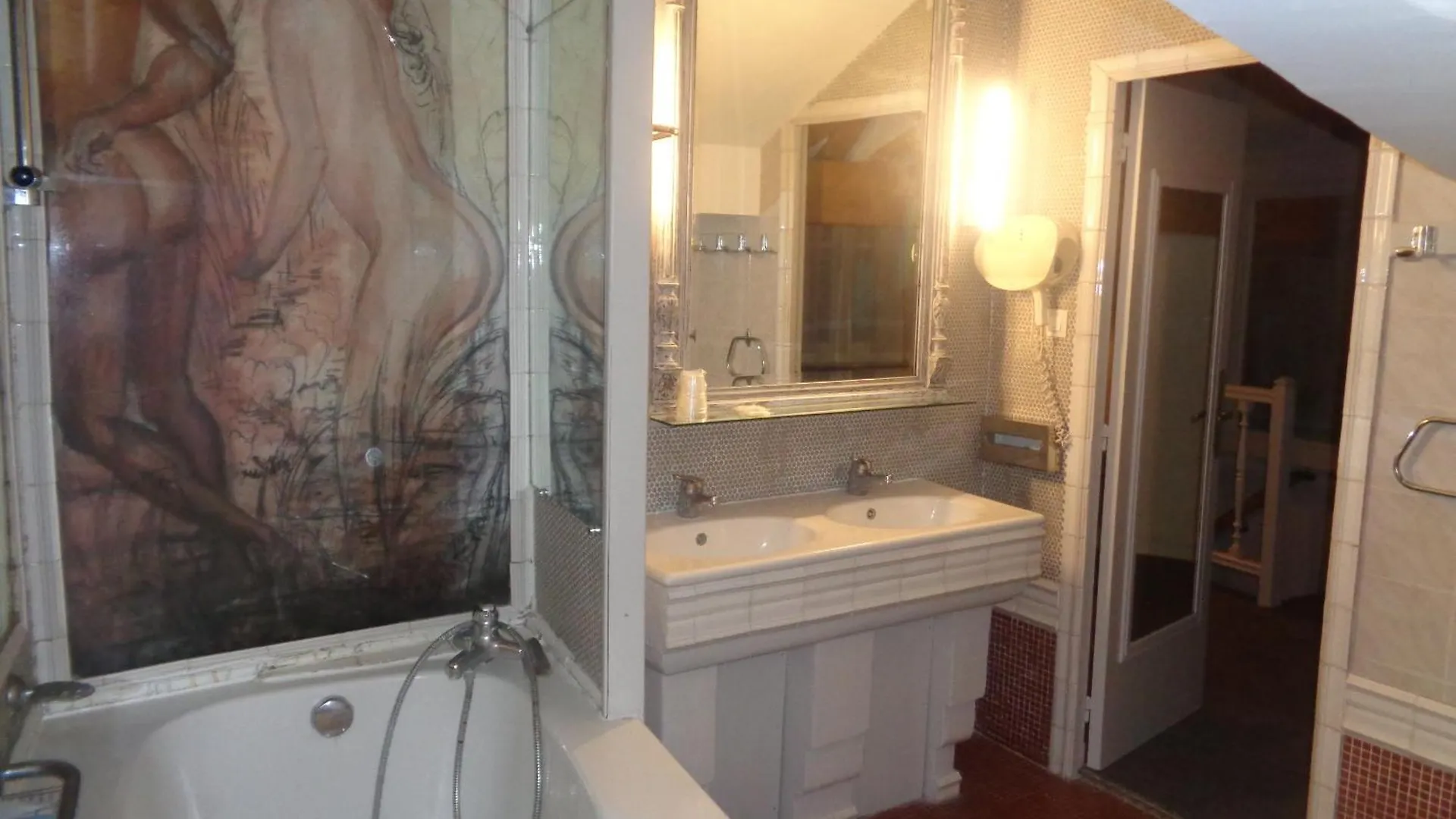 Les Degres De Notre Dame Hotel 3*