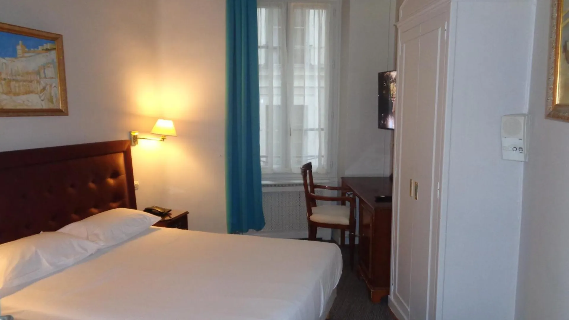 Hotel Les Degres De Notre Dame Paris